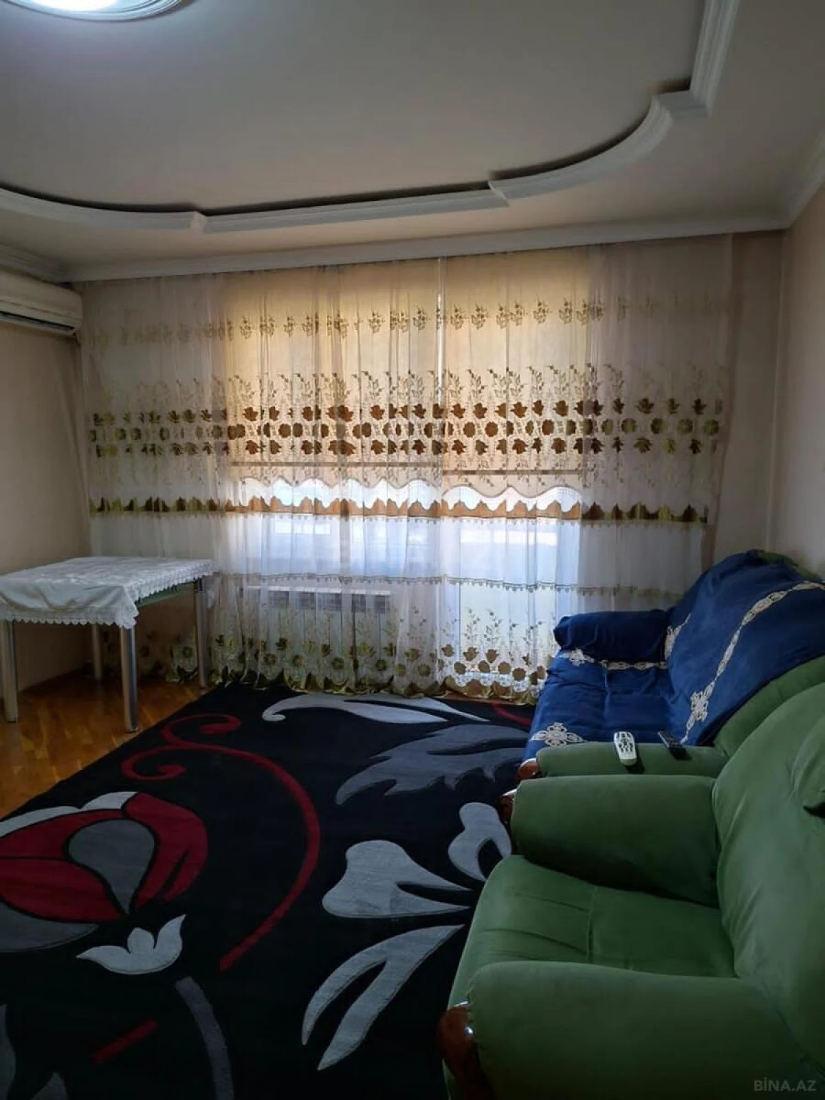 Kirayə verilir 4 otaqlı mənzil 110 m²