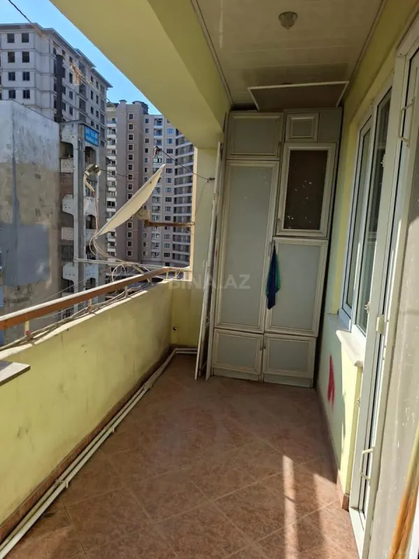 Kirayə verilir 4 otaqlı mənzil 110 m²