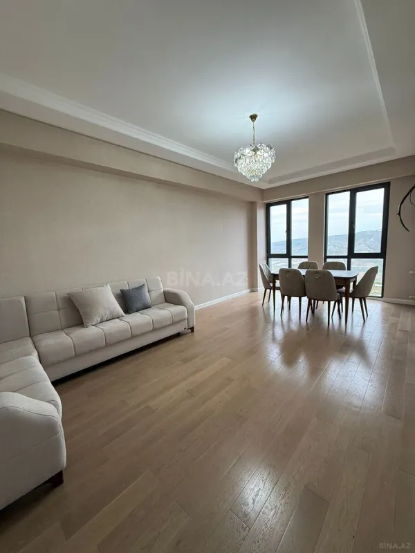 Satılır 3 otaqlı mənzil 96 m²