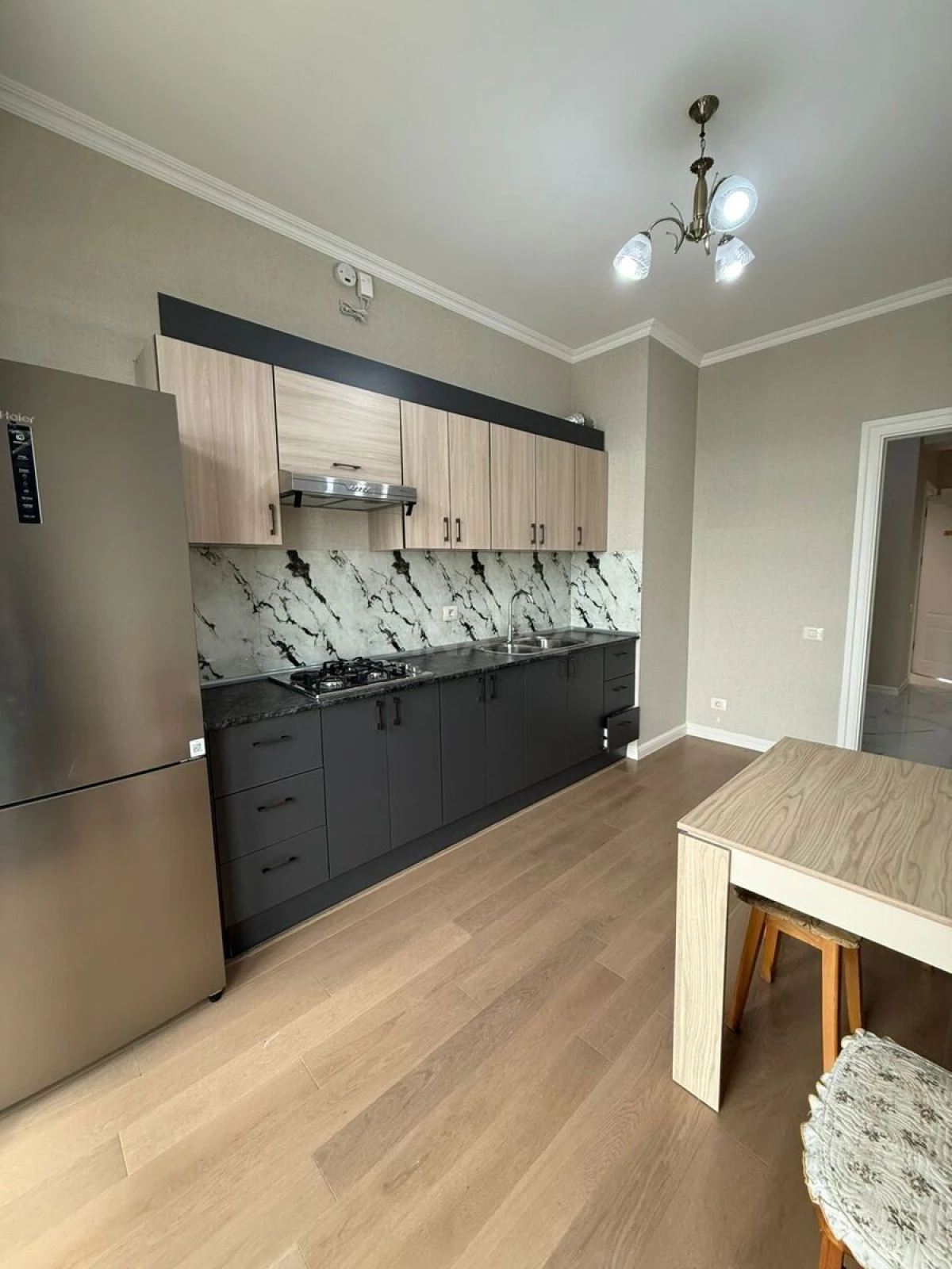 Satılır 3 otaqlı mənzil 96 m²