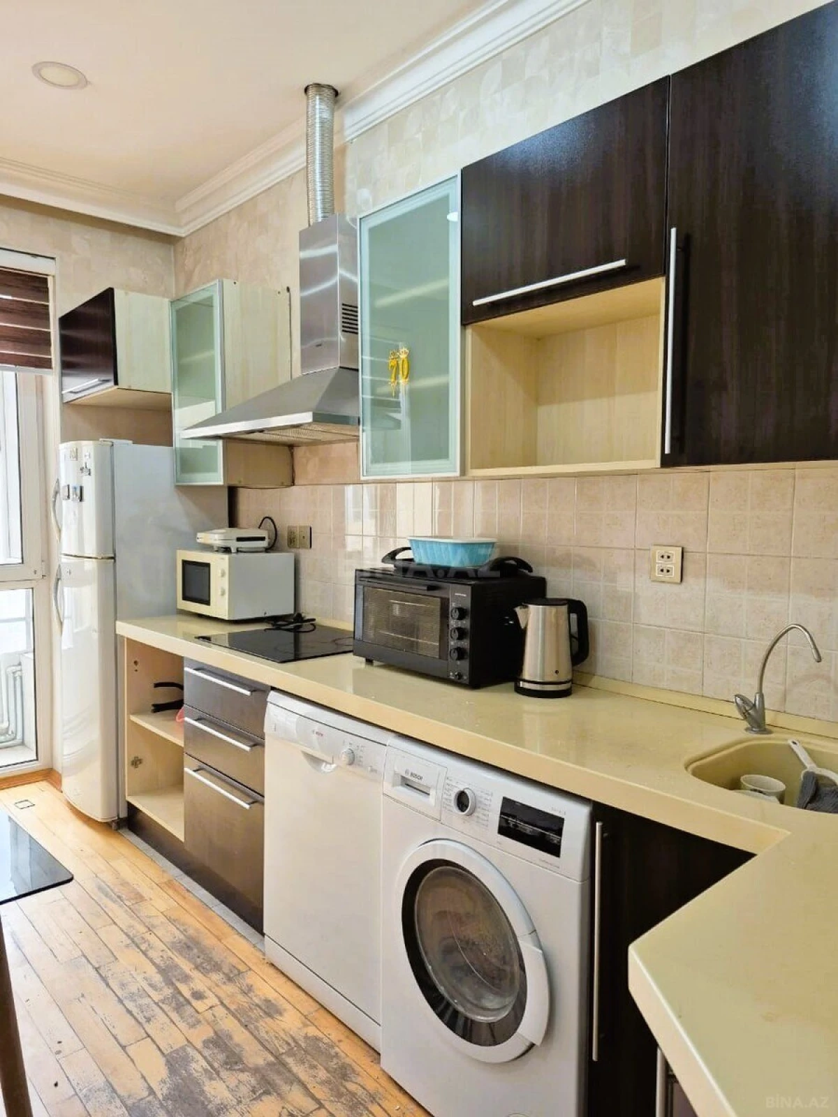 Kirayə verilir 2 otaqlı mənzil 80 m²