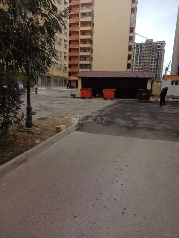 Satılır 3 otaqlı mənzil 120 m²