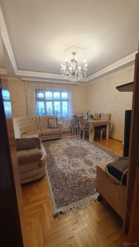 Satılır 3 otaqlı mənzil 70 m²