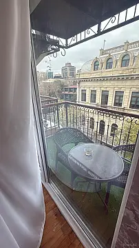 Kirayə verilir 3 otaqlı mənzil 90 m²