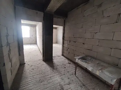 Satılır 1 otaqlı mənzil 68.4 m²