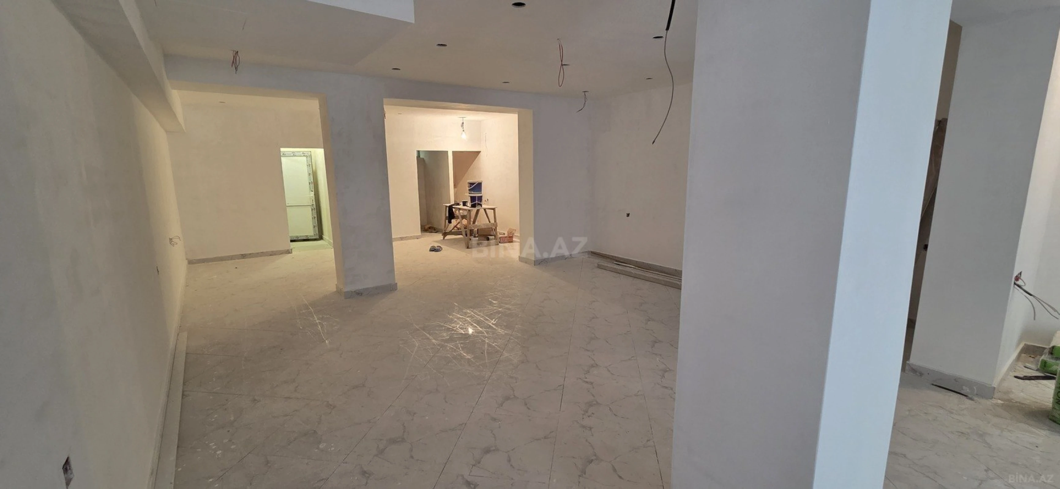 Satılır obyekt 100 m²