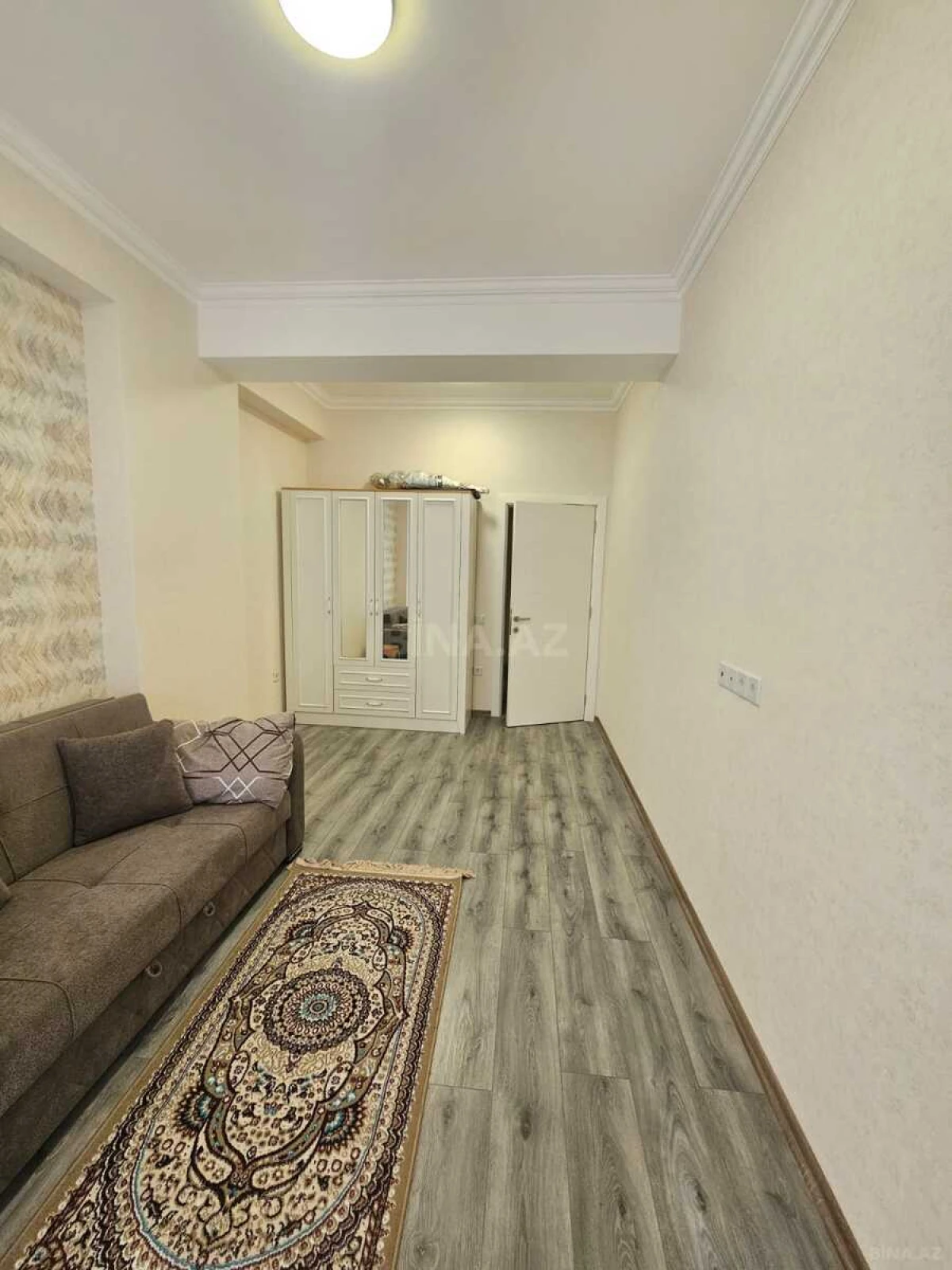 Satılır 3 otaqlı mənzil 96 m²