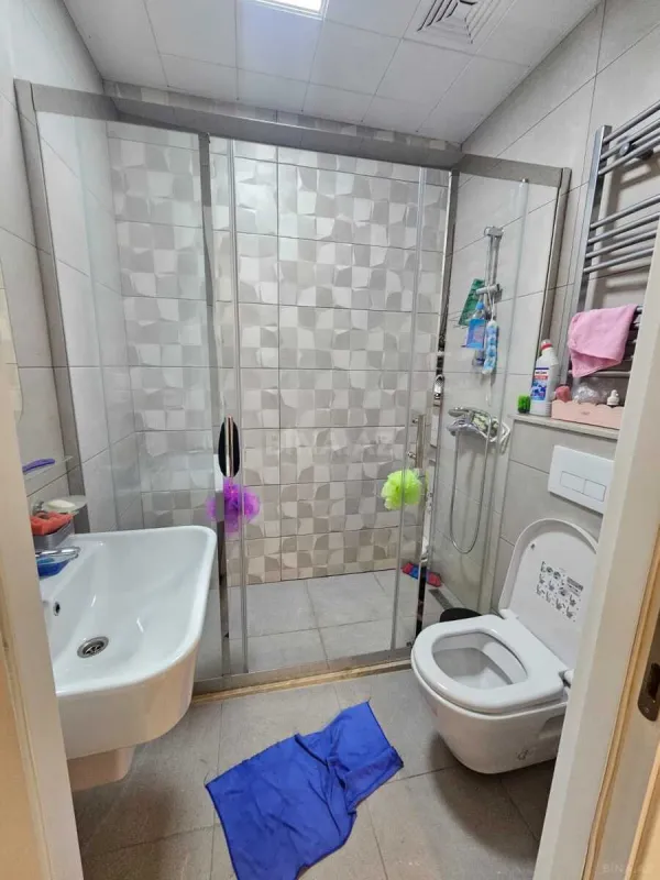 Satılır 3 otaqlı mənzil 96 m²