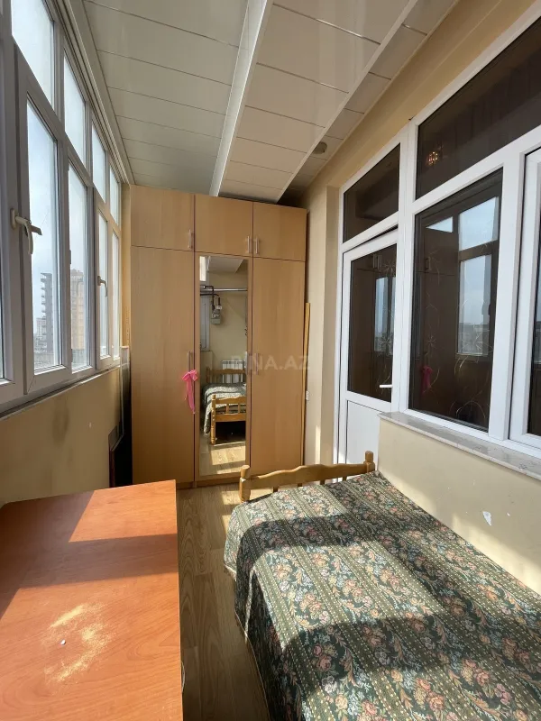 Kirayə verilir 2 otaqlı mənzil 100 m²