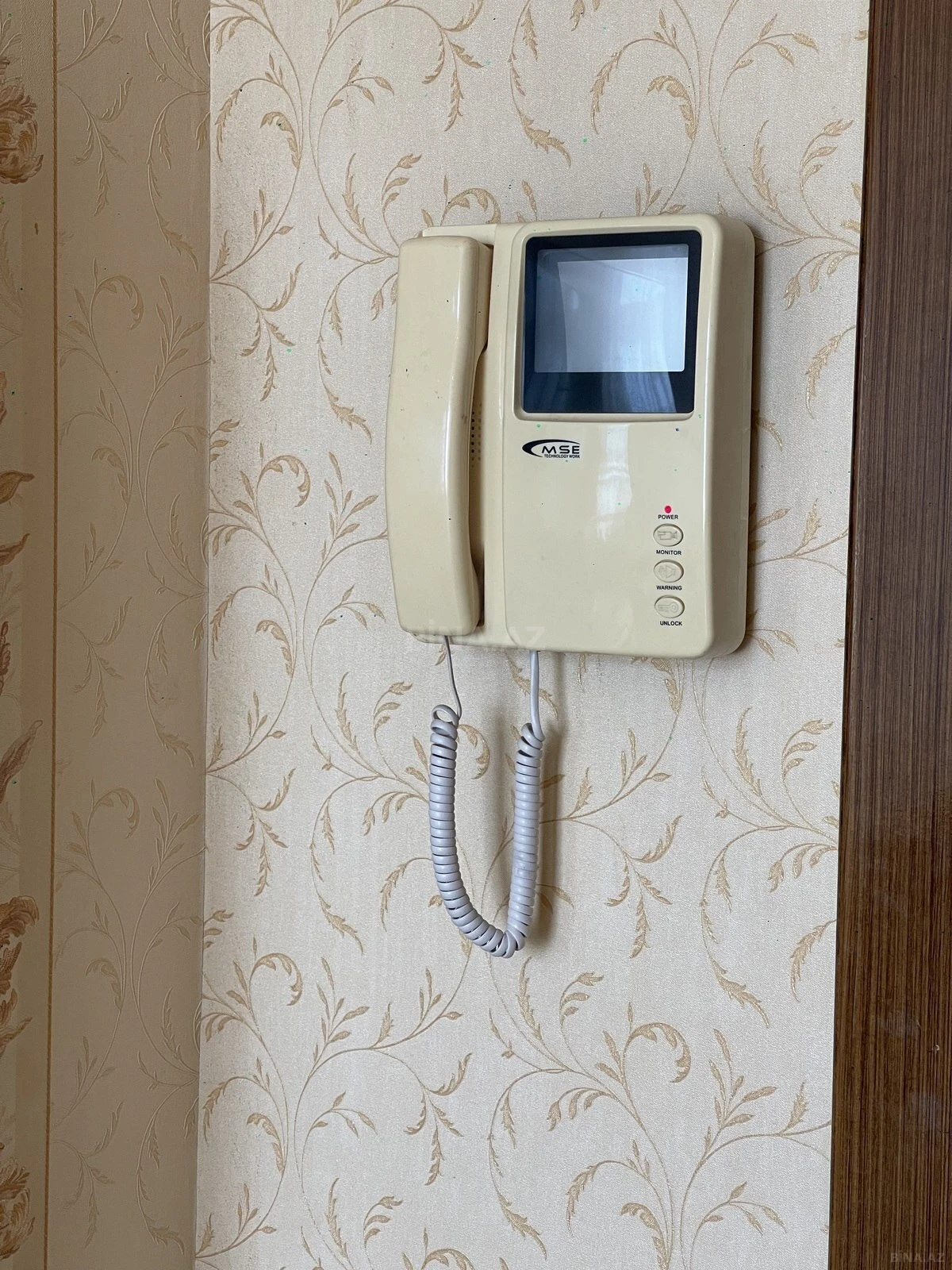 Kirayə verilir 2 otaqlı mənzil 100 m²