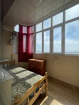 Kirayə verilir 2 otaqlı mənzil 100 m²