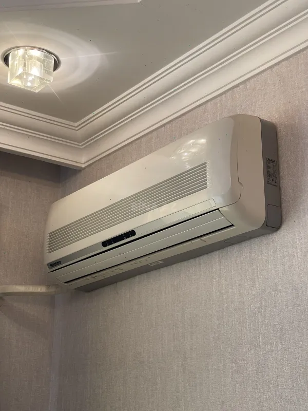 Kirayə verilir 2 otaqlı mənzil 100 m²