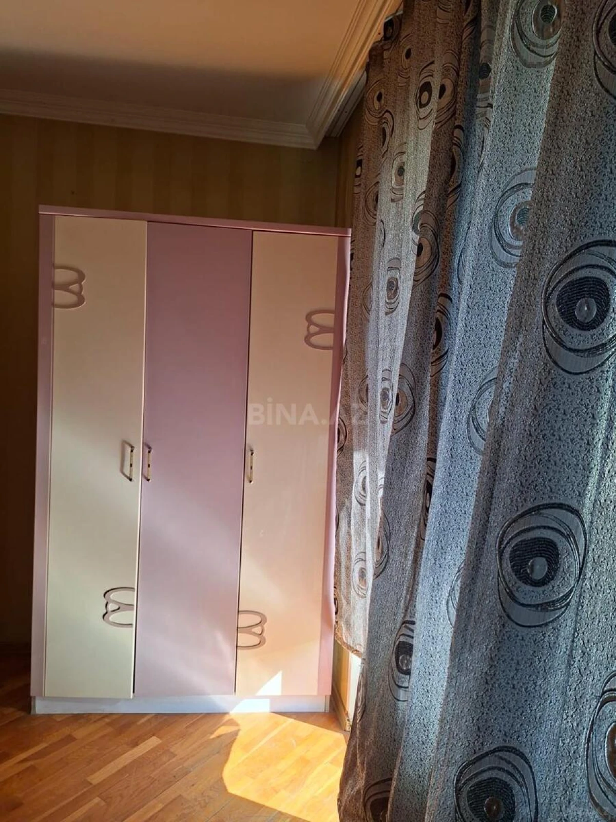 Kirayə verilir 4 otaqlı mənzil 110 m²