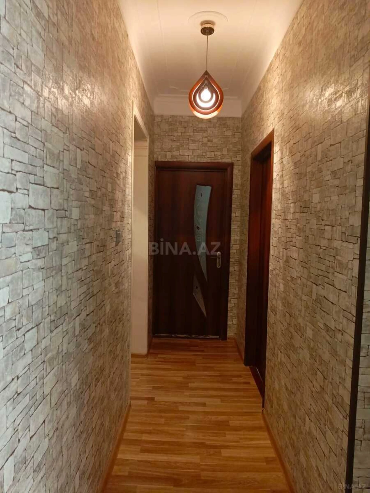 Satılır 4 otaqlı mənzil 95 m²