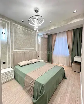 Kirayə verilir 2 otaqlı mənzil 80 m²