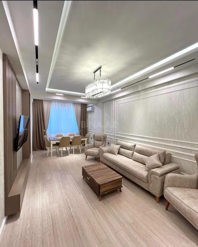 Kirayə verilir 2 otaqlı mənzil 80 m²