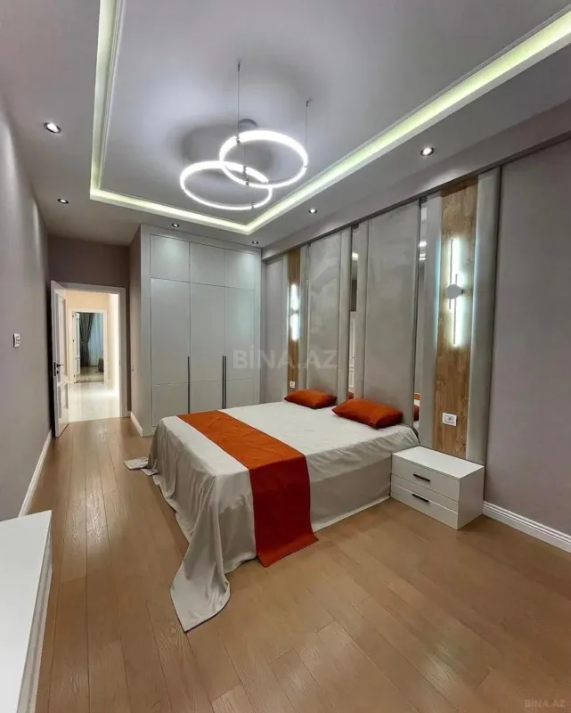 Kirayə verilir 3 otaqlı mənzil 150 m²
