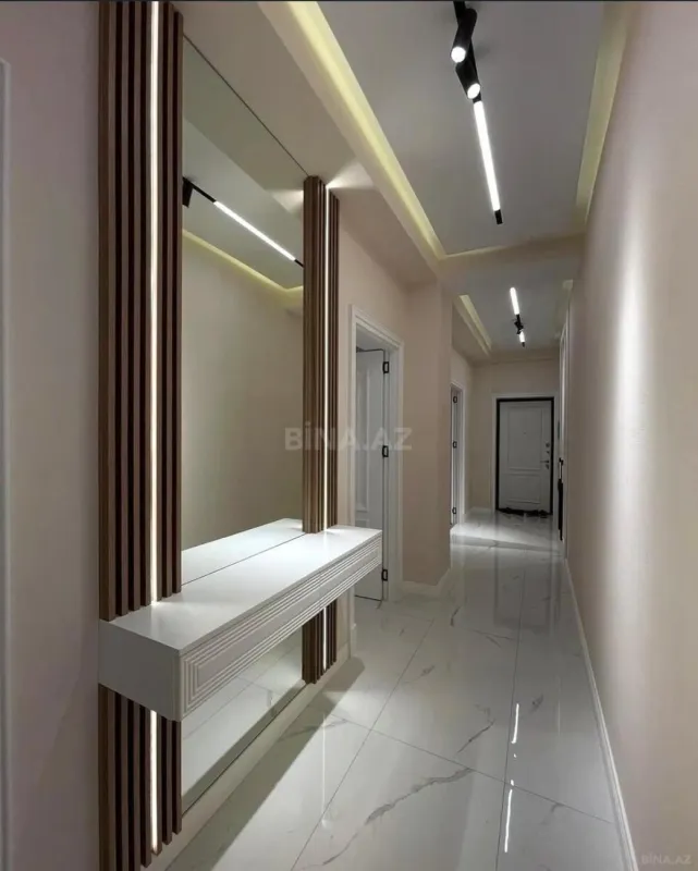 Kirayə verilir 3 otaqlı mənzil 150 m²