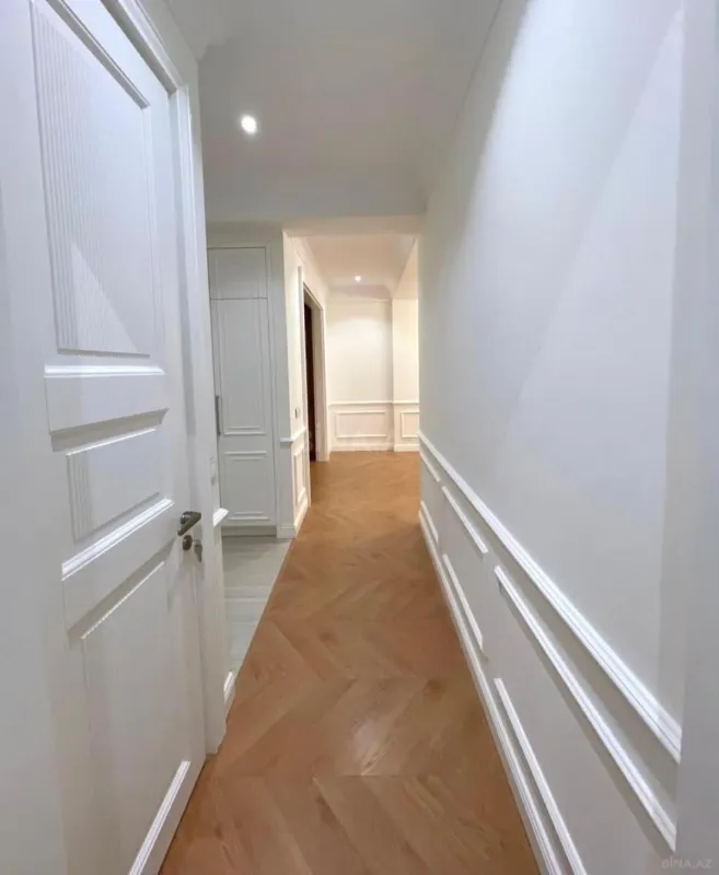 Kirayə verilir 2 otaqlı mənzil 90 m²