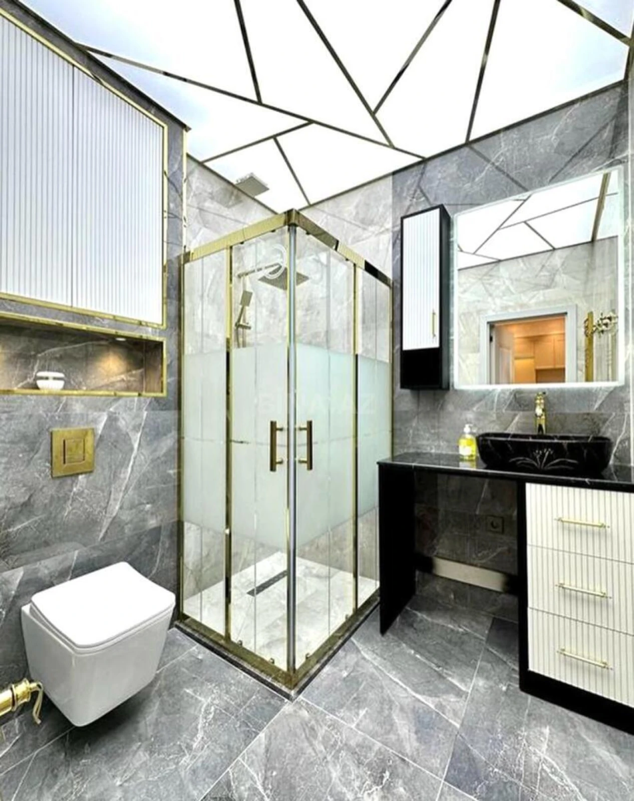 Kirayə verilir 2 otaqlı mənzil 85 m²