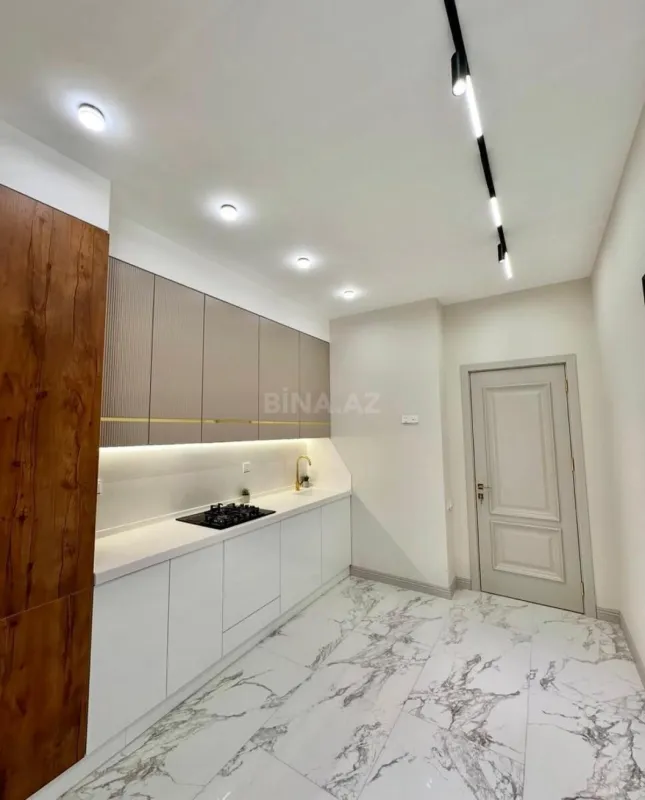 Kirayə verilir 2 otaqlı mənzil 85 m²