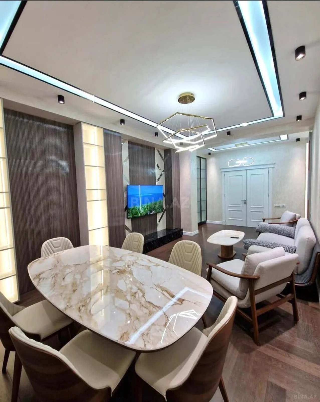 Kirayə verilir 3 otaqlı mənzil 150 m²