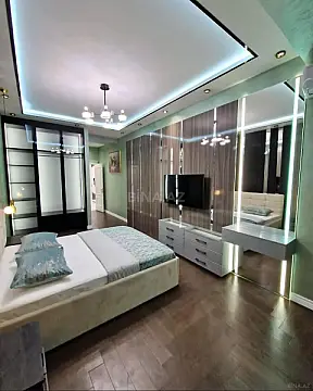 Kirayə verilir 3 otaqlı mənzil 150 m²