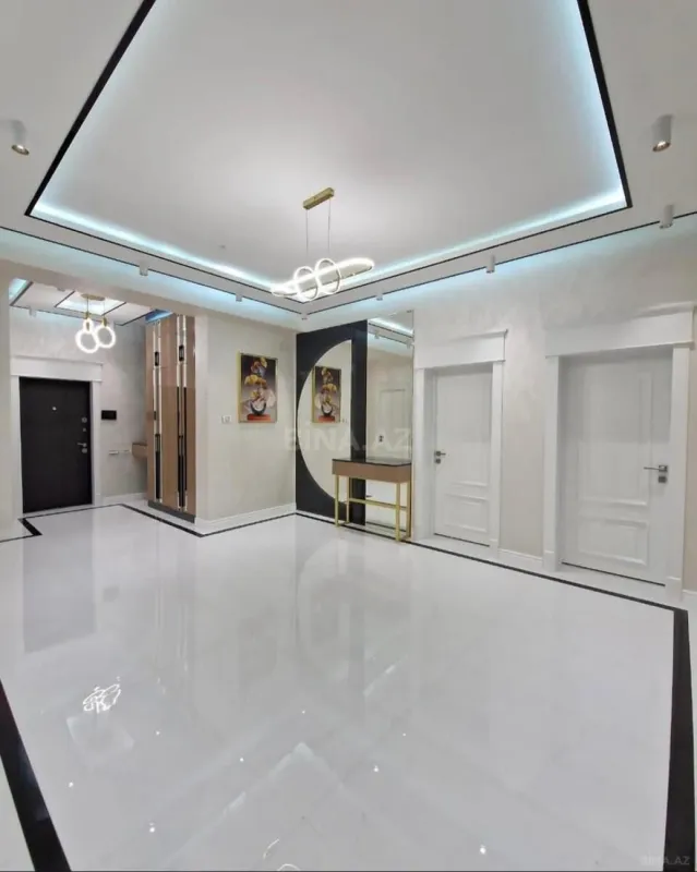 Kirayə verilir 3 otaqlı mənzil 150 m²