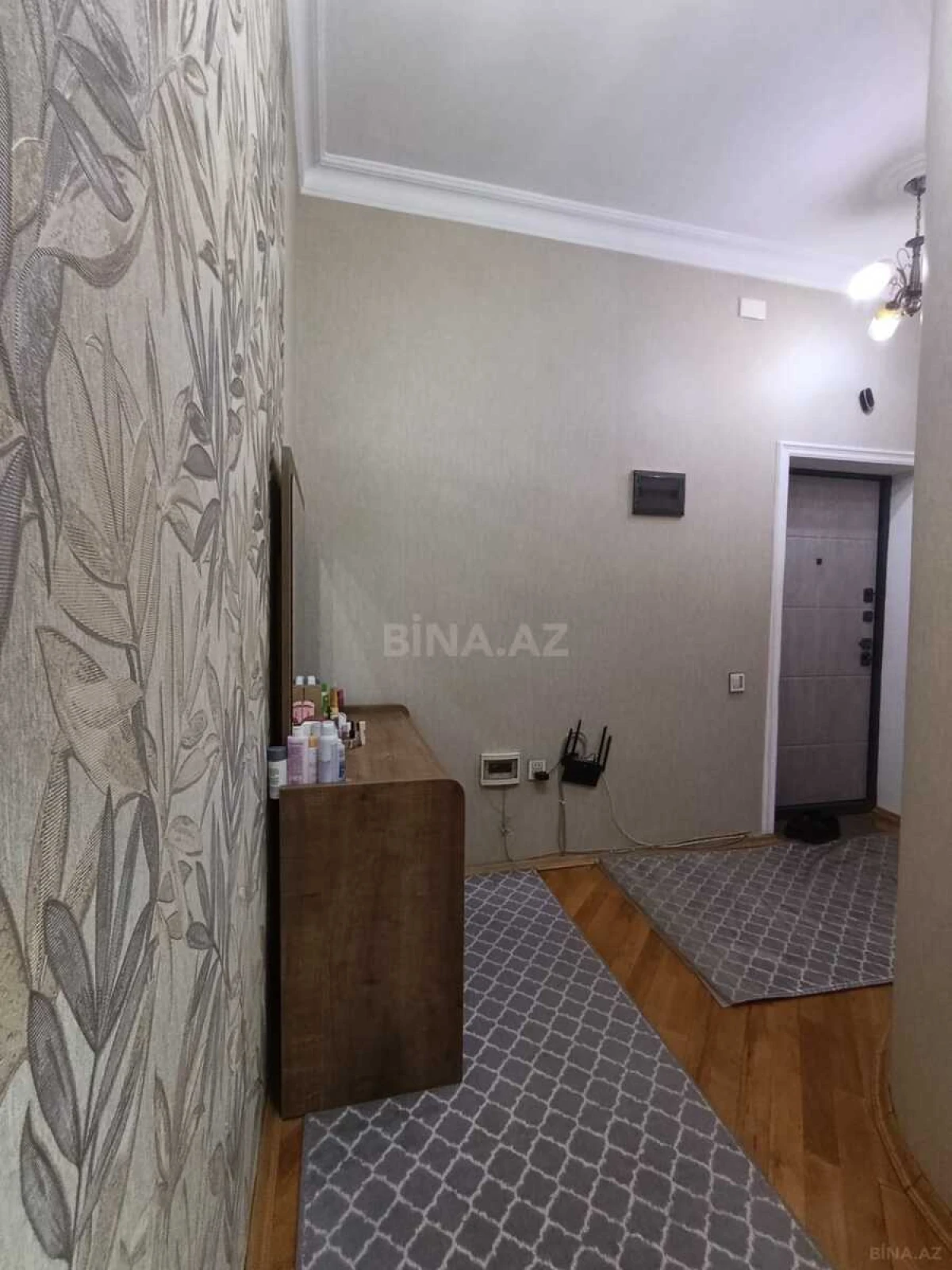 Kirayə verilir 2 otaqlı mənzil 60 m²