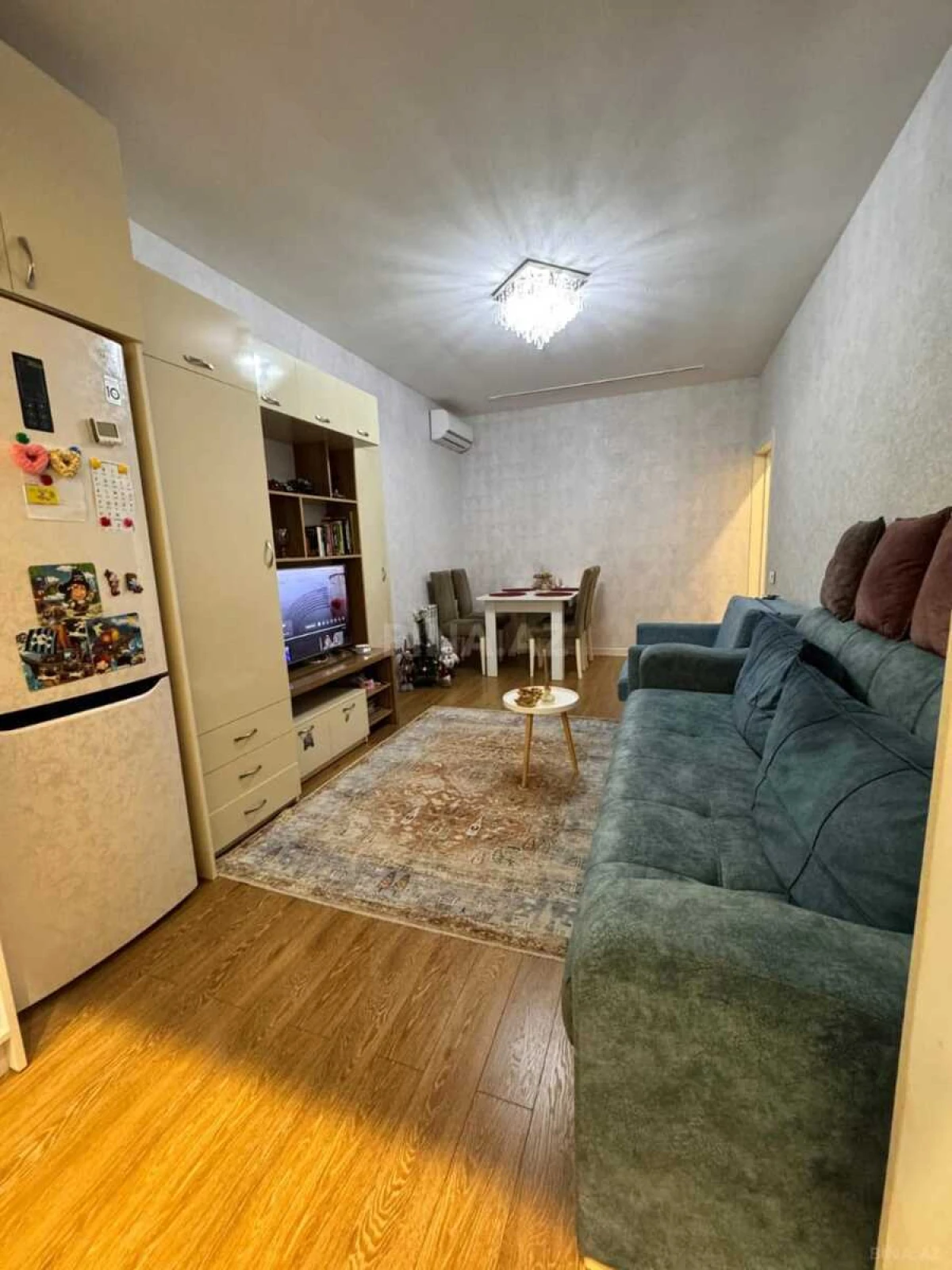 Kirayə verilir 2 otaqlı mənzil 60 m²