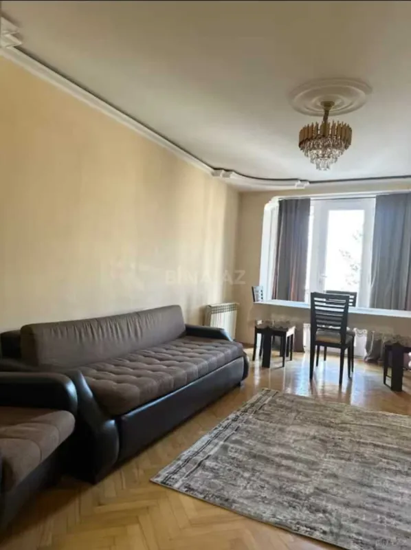 Kirayə verilir 3 otaqlı mənzil 95 m²