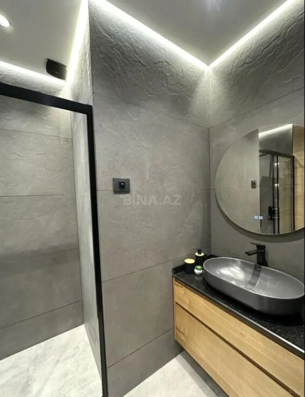 Kirayə verilir 3 otaqlı mənzil 150 m²