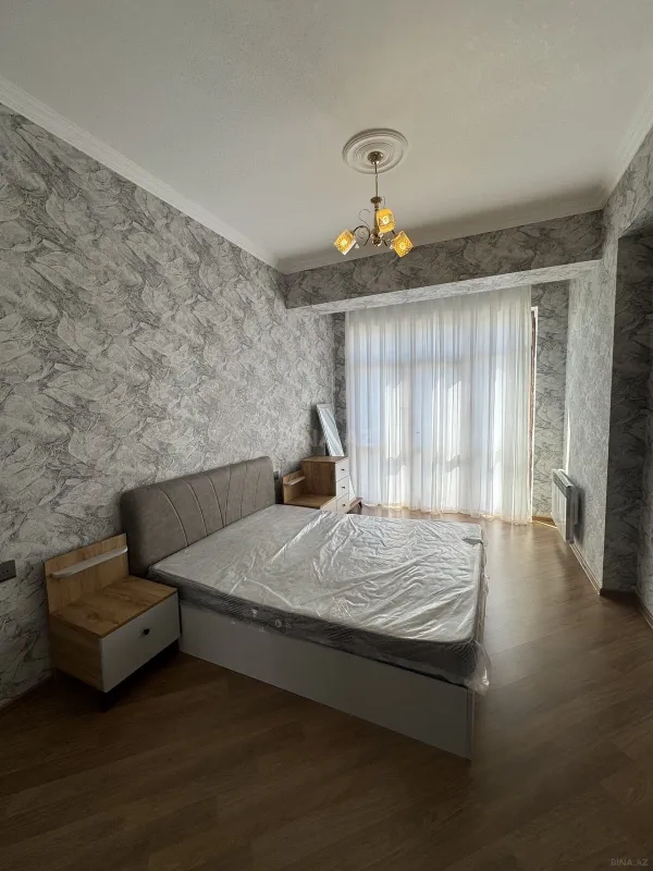 Kirayə verilir 3 otaqlı mənzil 120 m²