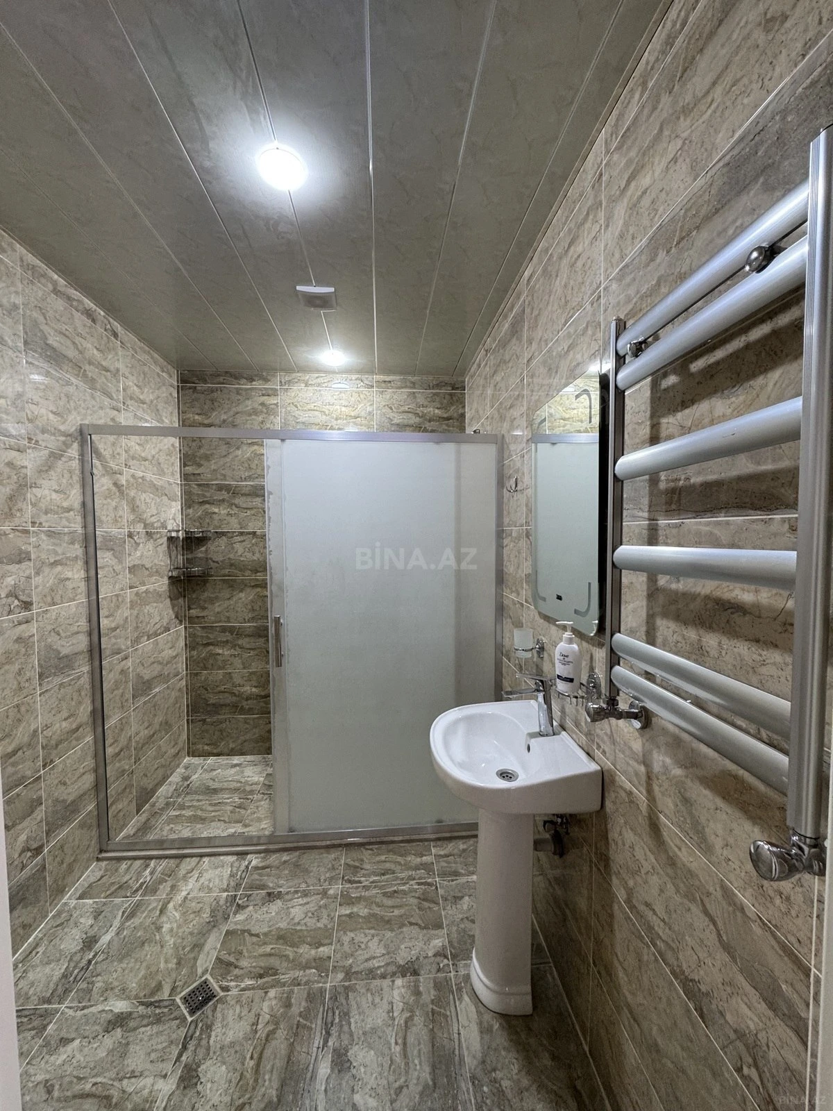 Kirayə verilir 3 otaqlı mənzil 120 m²