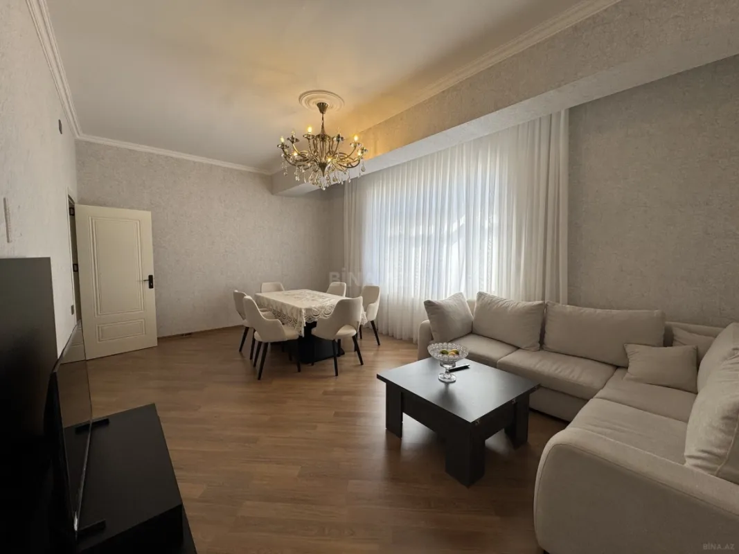 Kirayə verilir 3 otaqlı mənzil 120 m²