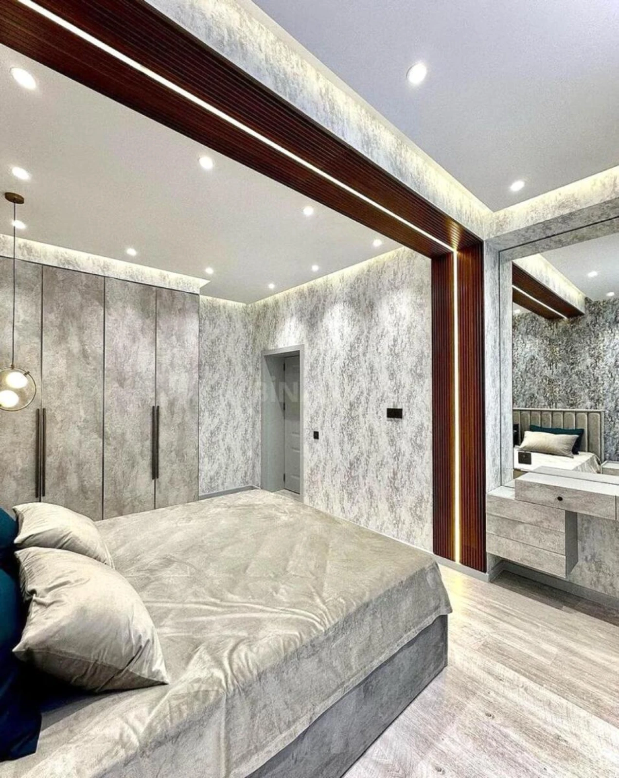 Kirayə verilir 3 otaqlı mənzil 150 m²