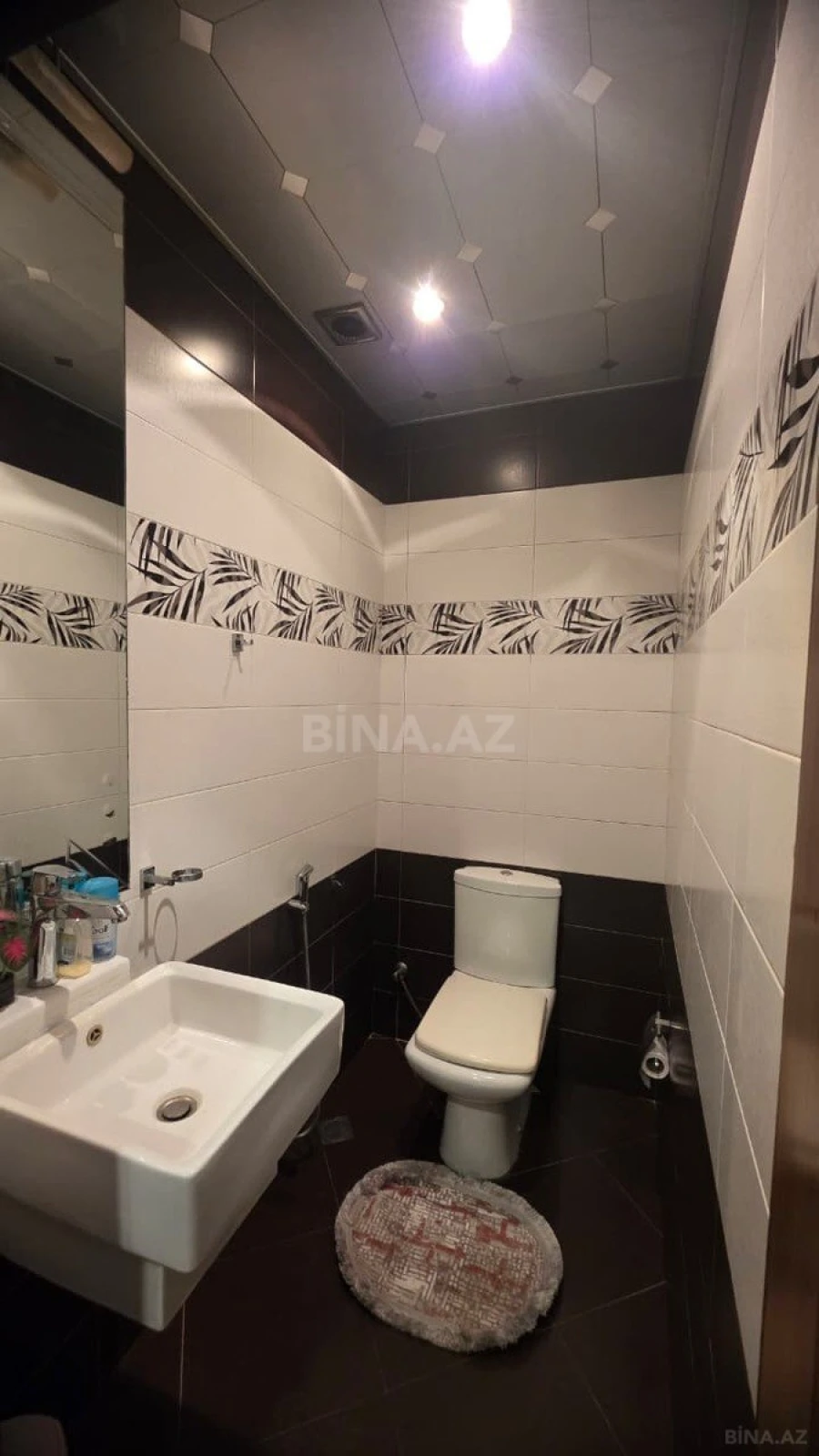 Satılır 3 otaqlı mənzil 125 m²