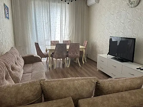 Kirayə verilir 2 otaqlı mənzil 67 m²