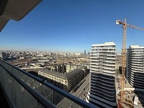 Satılır 4 otaqlı mənzil 190 m² — Bakı 4 otaq 190.00 m²