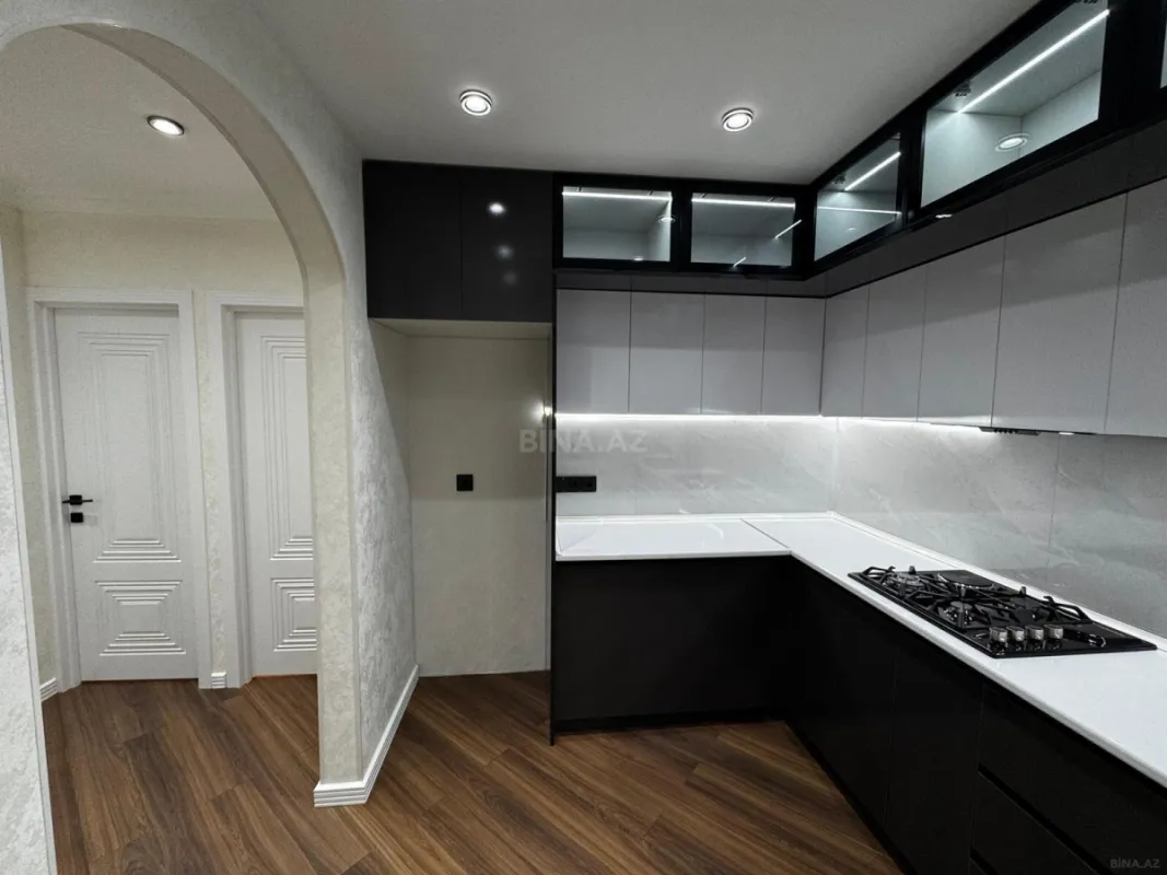Satılır 2 otaqlı mənzil 65 m²