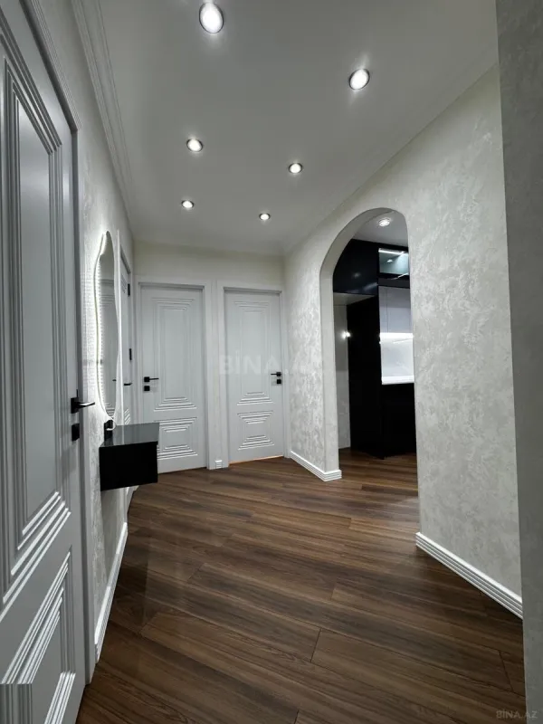 Satılır 2 otaqlı mənzil 65 m²