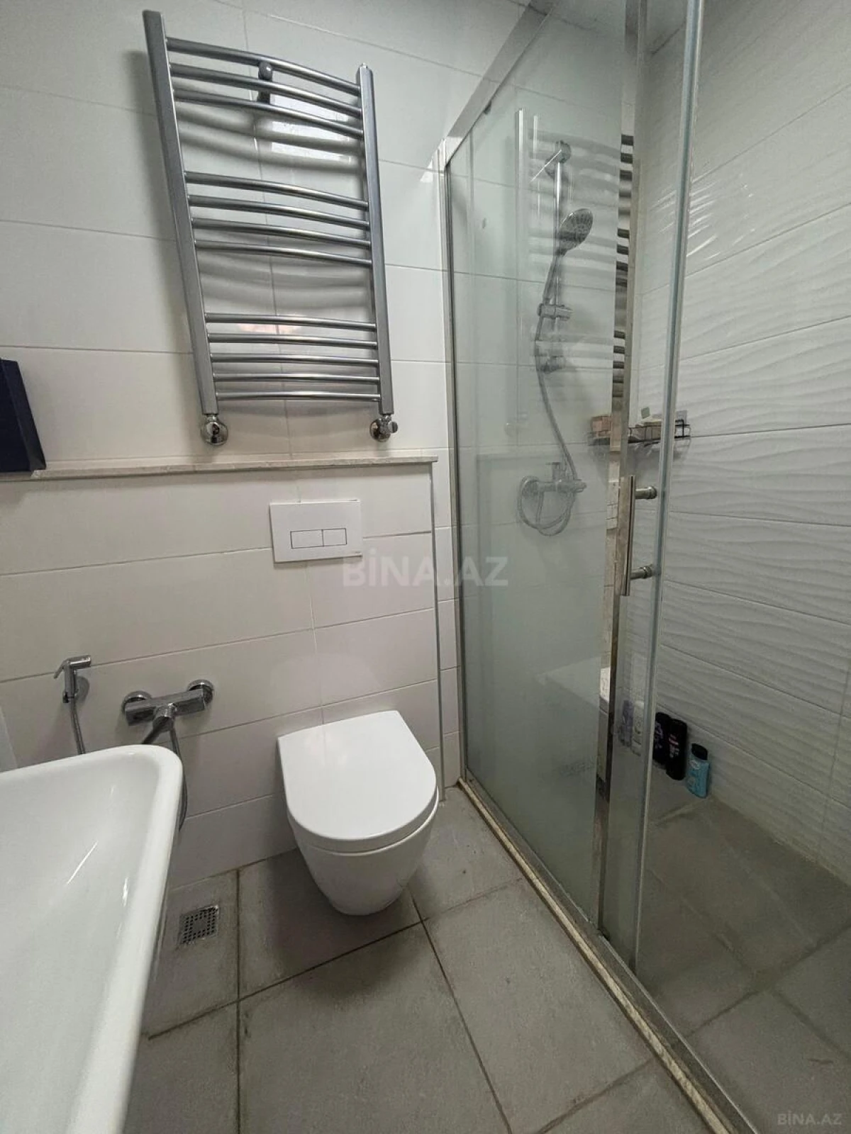 Kirayə verilir 2 otaqlı mənzil 55 m²