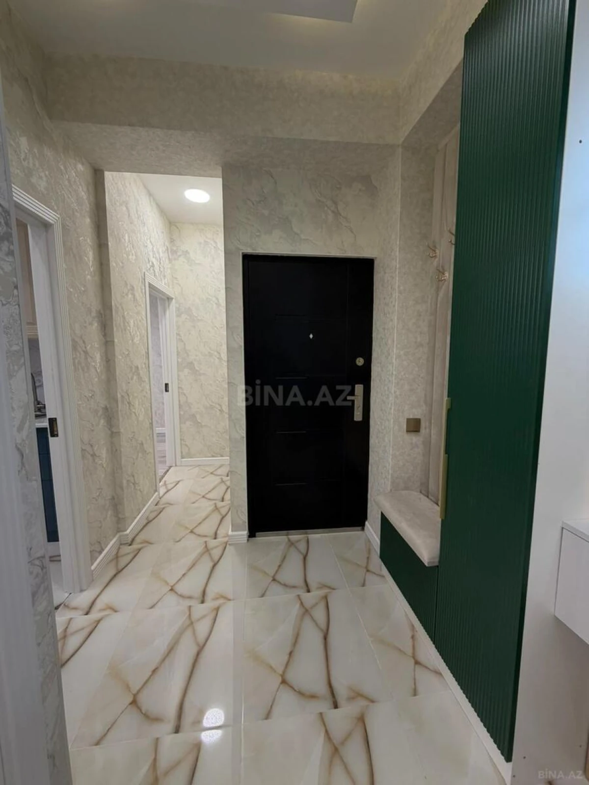 Kirayə verilir 2 otaqlı mənzil 70 m²