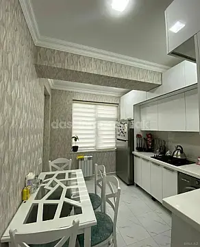 Satılır 3 otaqlı mənzil 85 m²