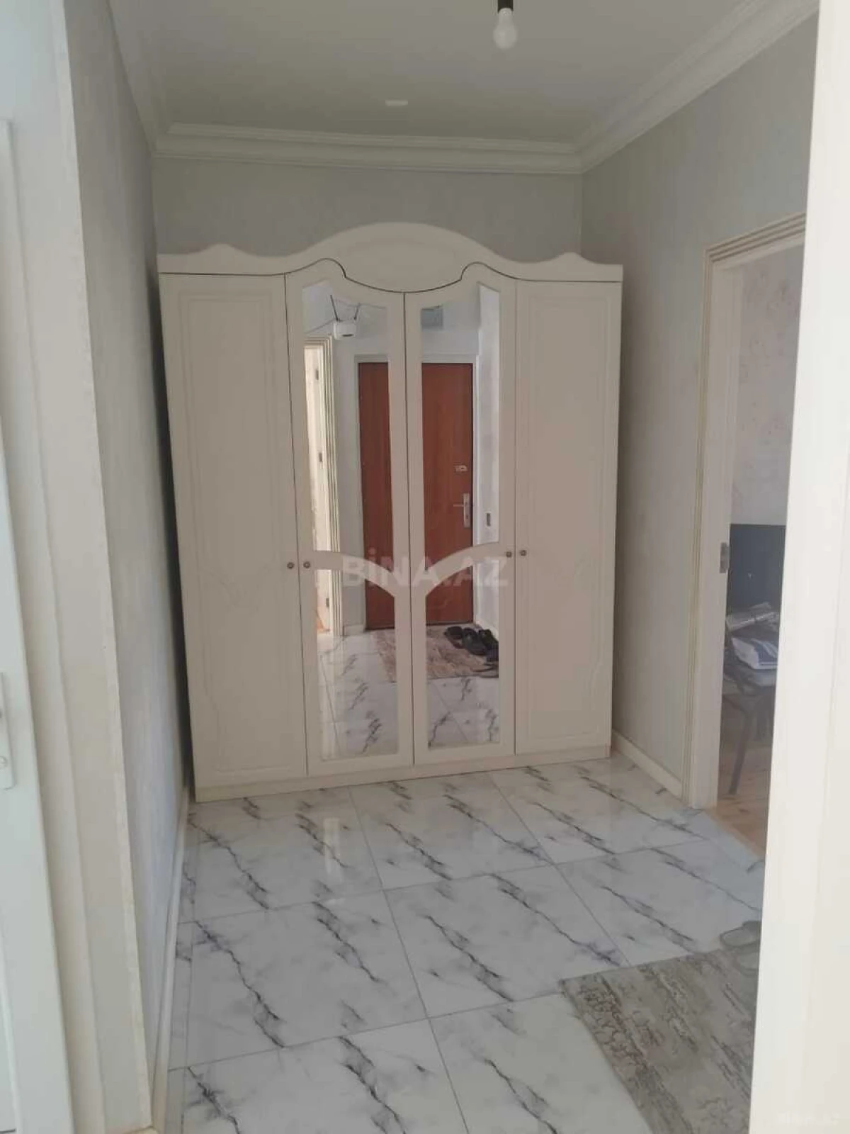 Kirayə verilir 1 otaqlı mənzil 40 m²