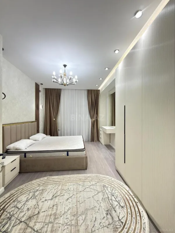 Kirayə verilir 2 otaqlı mənzil 65 m²