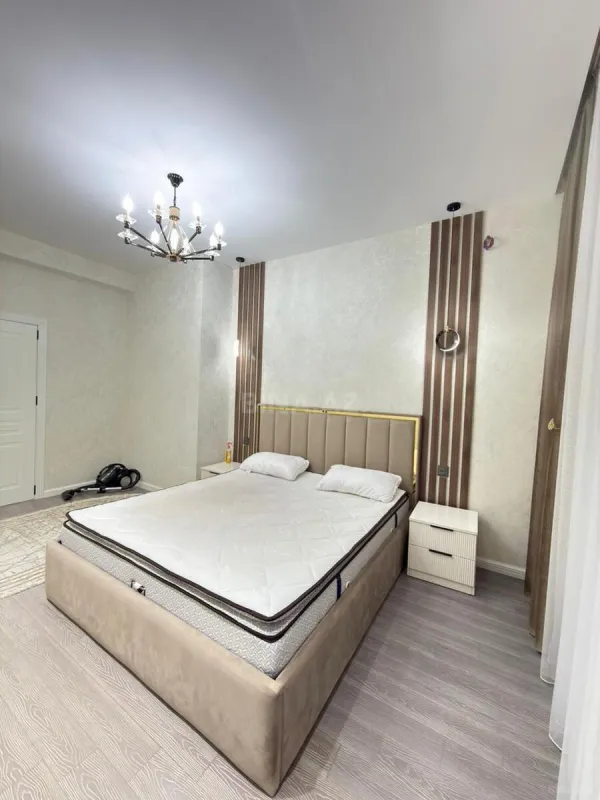 Kirayə verilir 2 otaqlı mənzil 65 m²