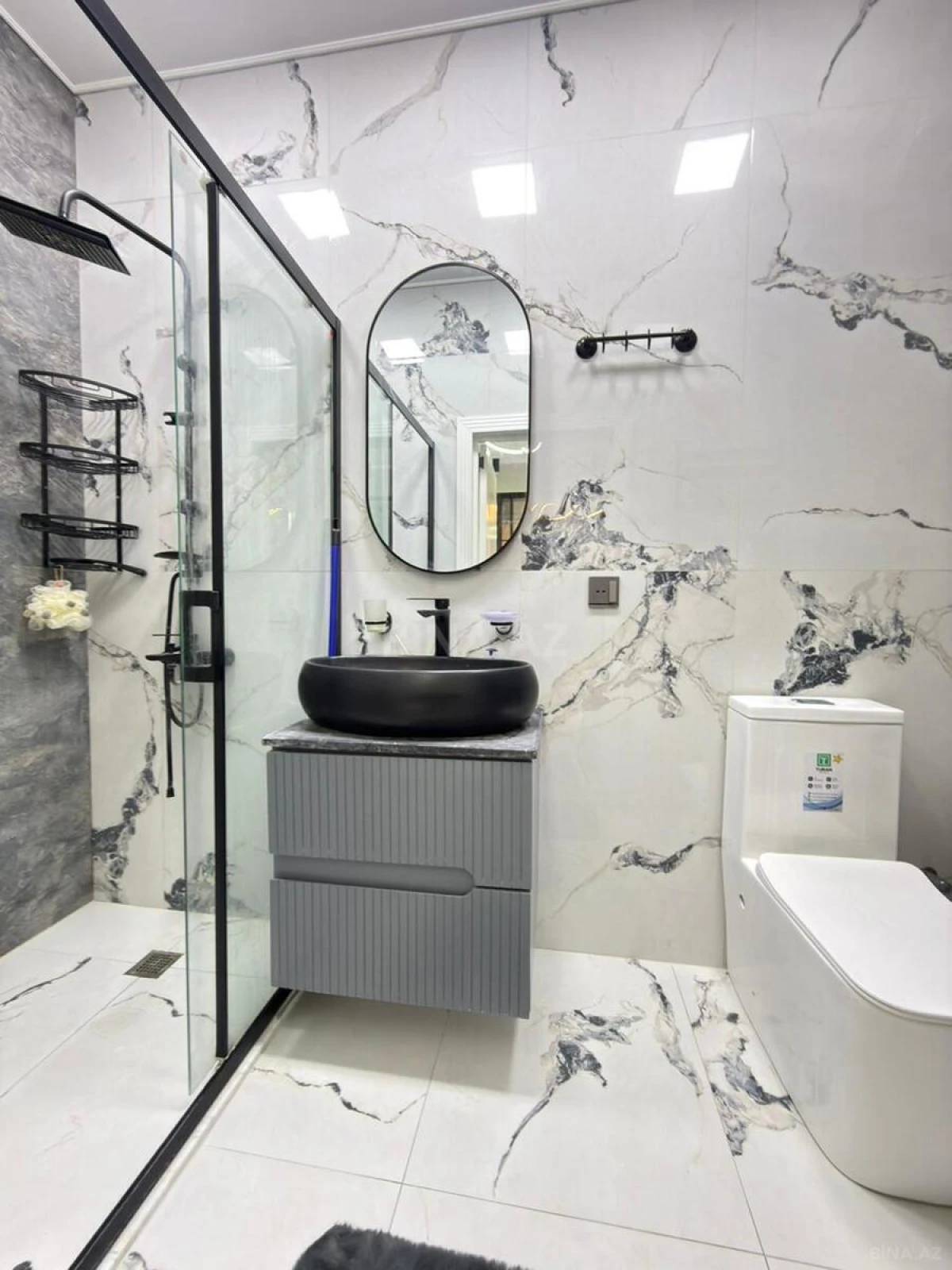 Kirayə verilir 2 otaqlı mənzil 65 m²