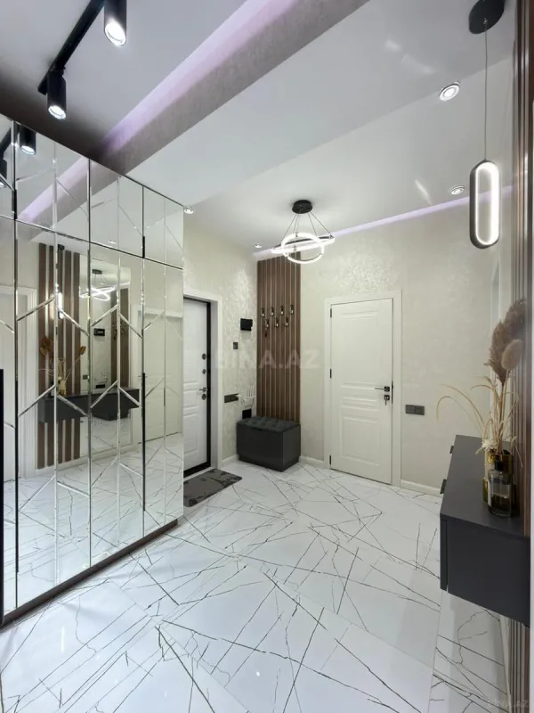 Kirayə verilir 2 otaqlı mənzil 65 m²