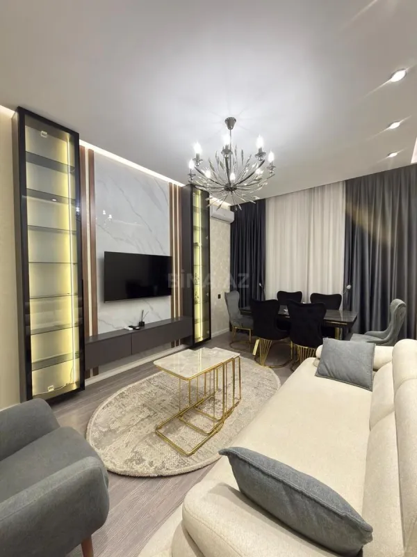 Kirayə verilir 2 otaqlı mənzil 65 m²